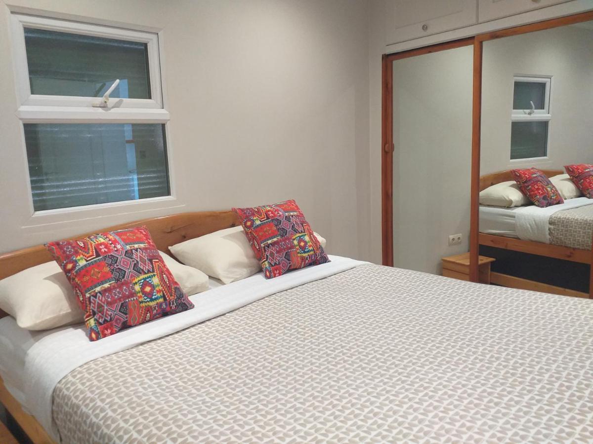 Malaga Ensuites City Centre Luaran gambar
